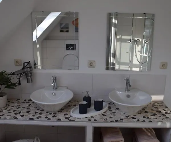 Couette-café Gaestehaus Voyage 3*